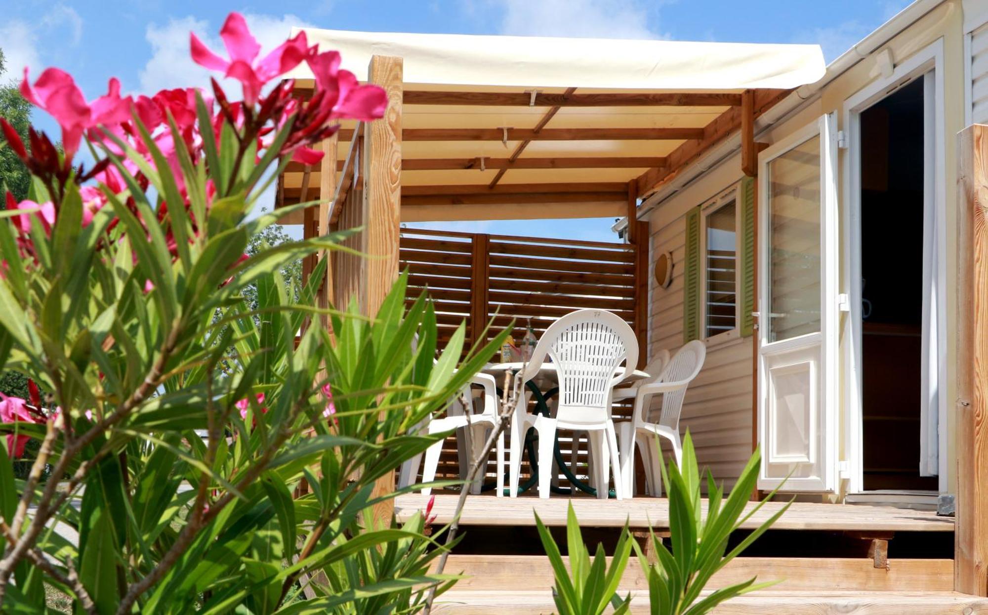 Escapades Ensoleillees Climatisation Television 3*